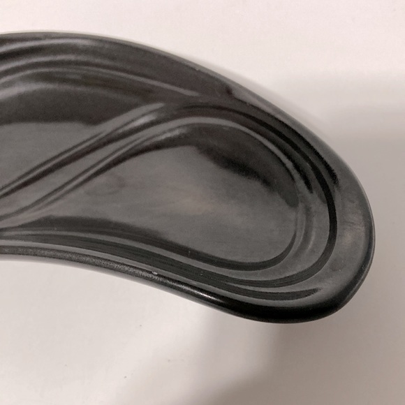 Nambe Earth Metallic Sunset Olive Plate Smooth Stoneware 8.5" x 3.25" x 1" - Picture 4 of 9